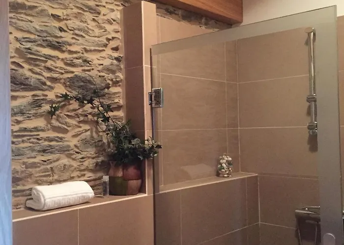 Pensjonat Casa Garea *